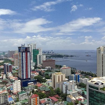 Birch Tower Aparthotel Manila Exterior photo